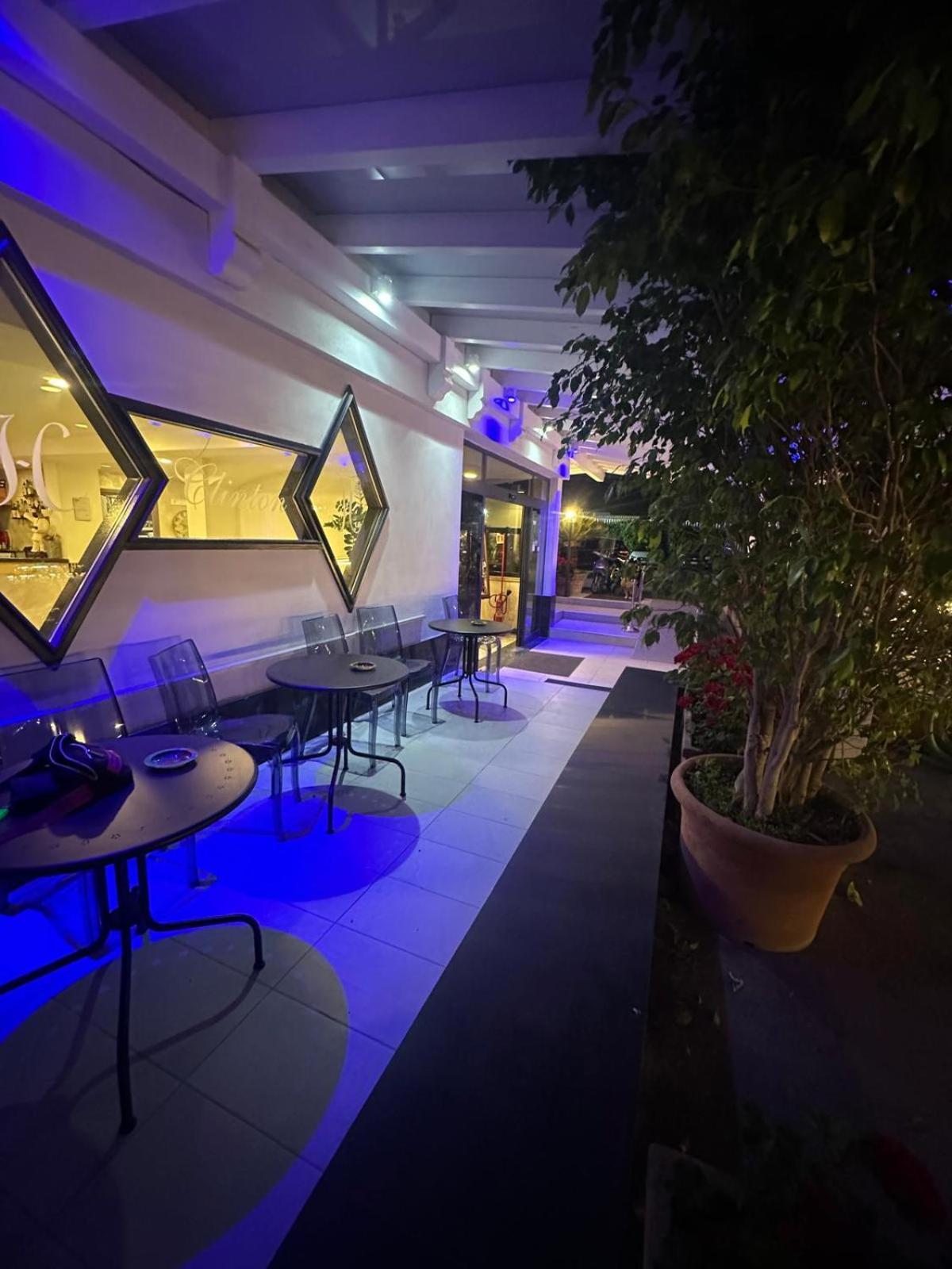 Hotel Clinton 카소리아 외부 사진