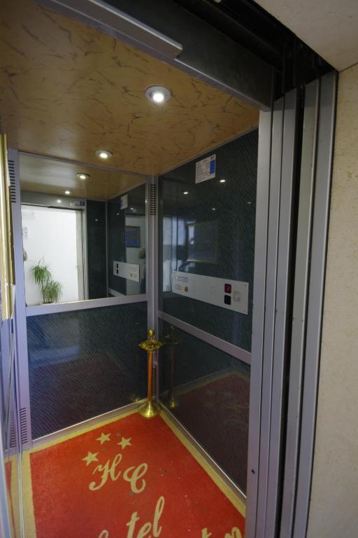 Hotel Clinton 카소리아 외부 사진